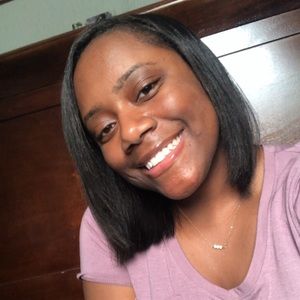 Meet your Posher, Amaya